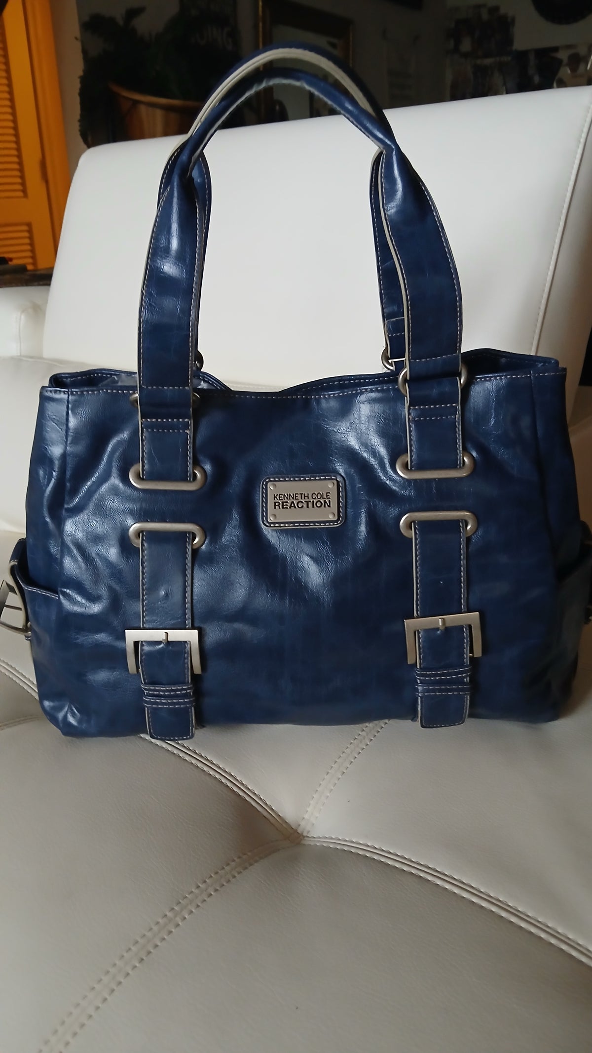 Kenneth Cole Genuine Leather Navy Blue Bag
