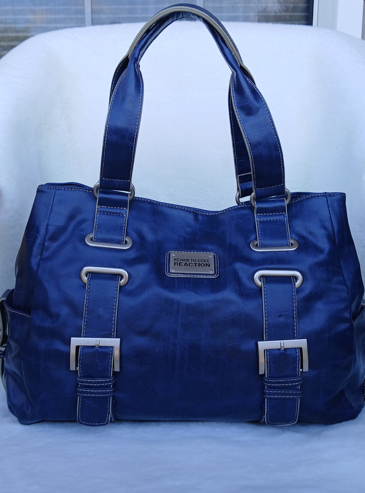 Kenneth Cole Genuine Leather Navy Blue Bag