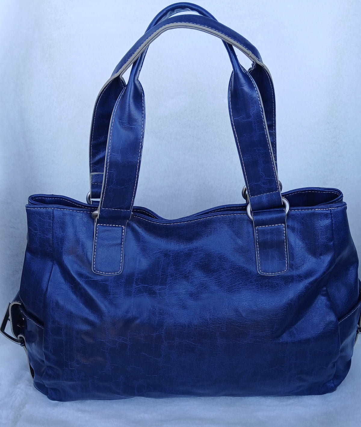 Kenneth Cole Genuine Leather Navy Blue Bag